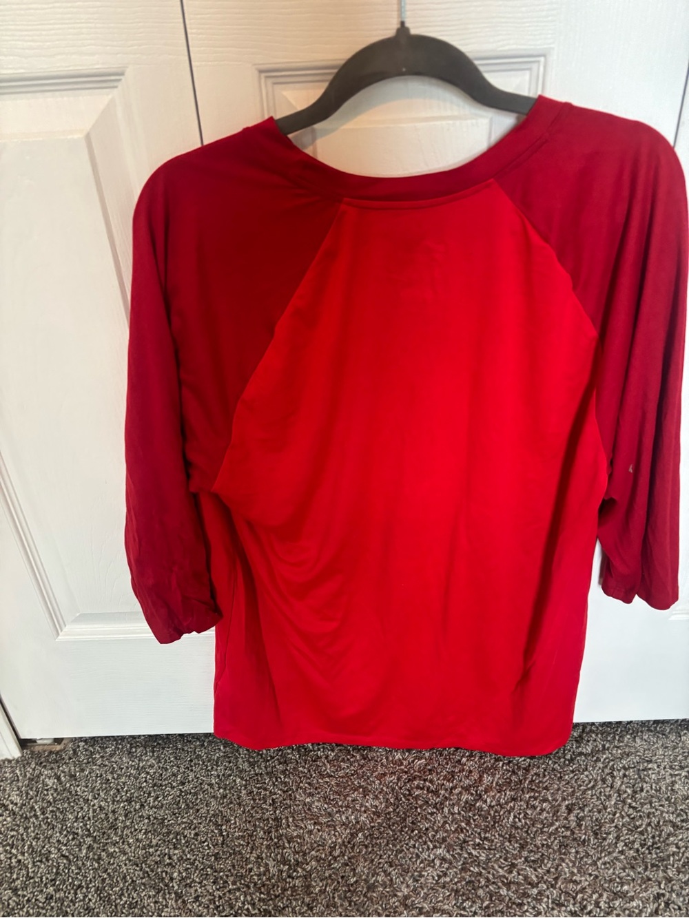 Nike Red Raglan Performance Shirt - Picture 3 of 3